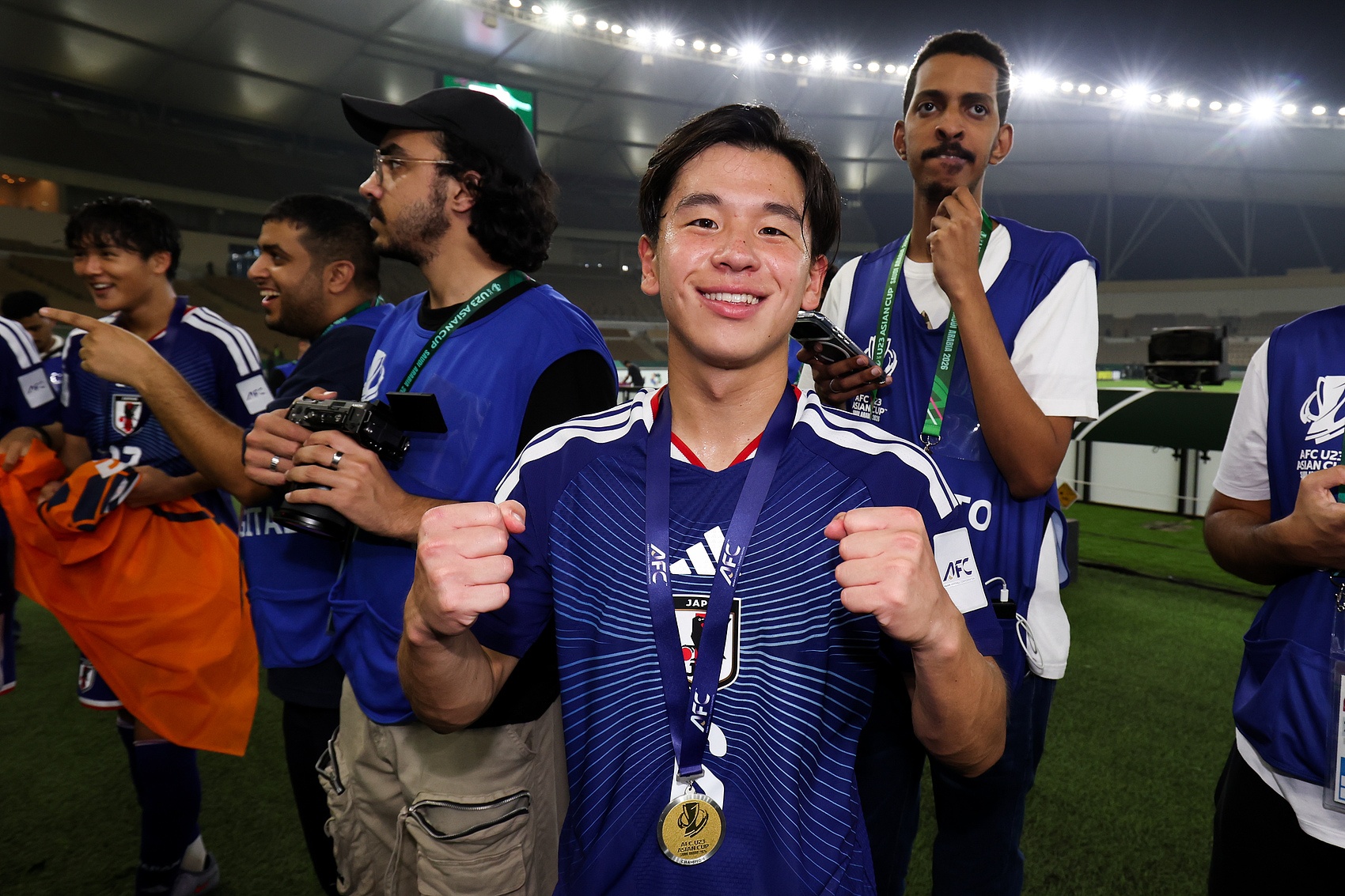 阿奇姆彭对阵上海海港攻入过6粒中超进球，仅次于对阵大连人的8个