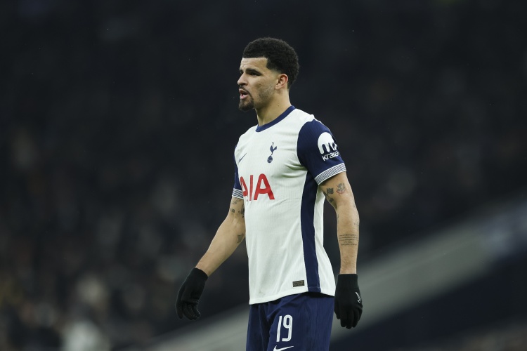 大宝贝玩得很开心！刘禹彤替补21分钟 10中5拿到14分9板1断2帽